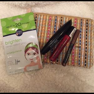 ✨SOLD✨Makeup bundle