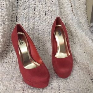 BUNDLE!! Coral & Black heels