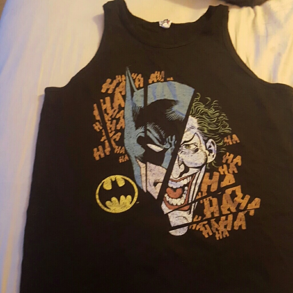 Unisex medium joker and batman tank top