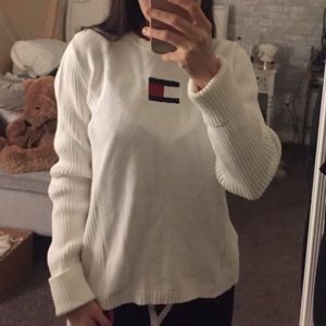 Tommy Hilfiger sweater
