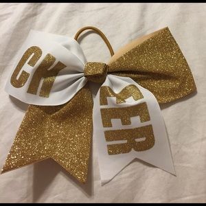 Cheer Bow