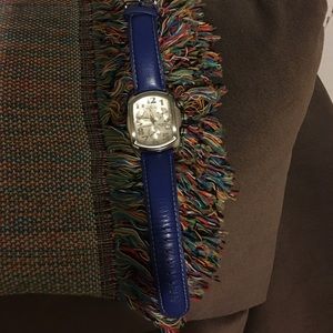Watch color royal blue