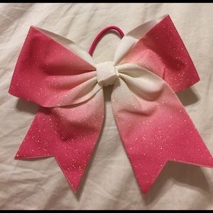 Cheer Bow