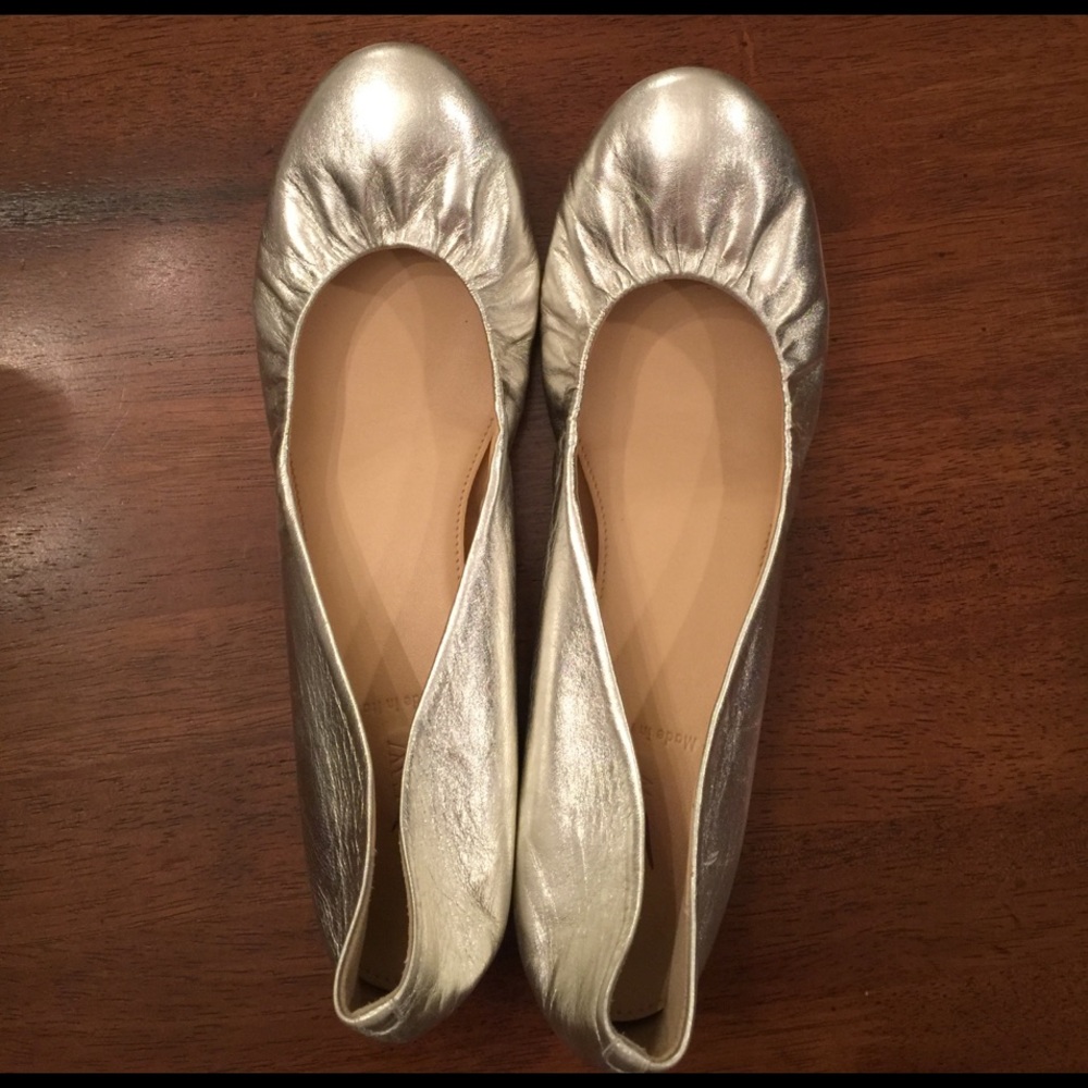 NWT J Crew CeCe Silver Leather Ballet Flats Sz 10