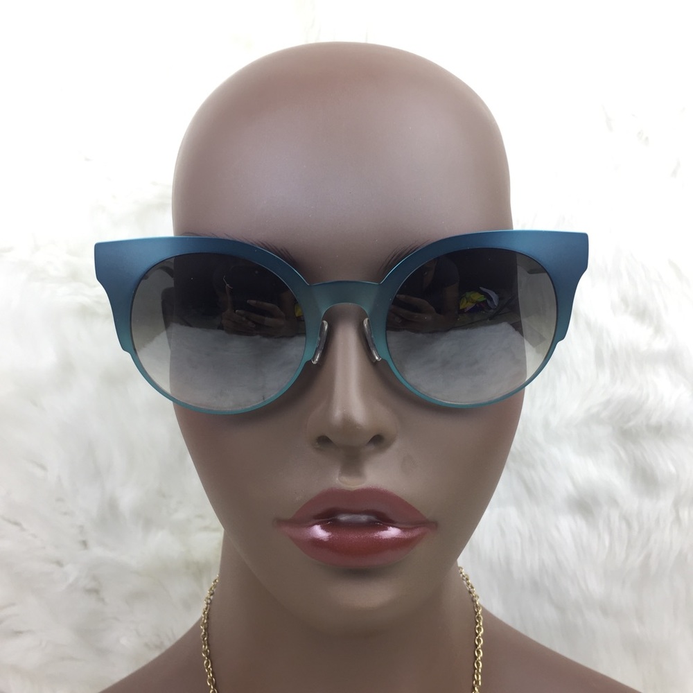 Fendi Cat-eye Grey Mirror Shade Sunglasses--Aqua