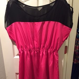 Hot pink and black lightweight dress. Size 3x.
