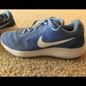 Nikes! Women's size 8