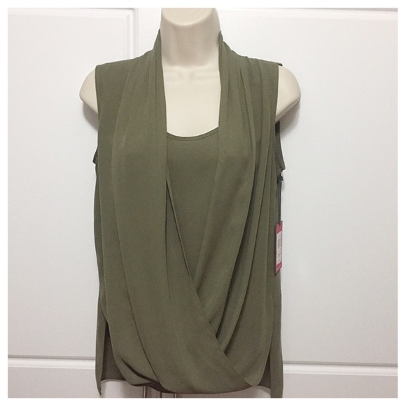 🚫SOLD🚫Vince Camuto Wrap-Front Blouse - Picture 2 of 6