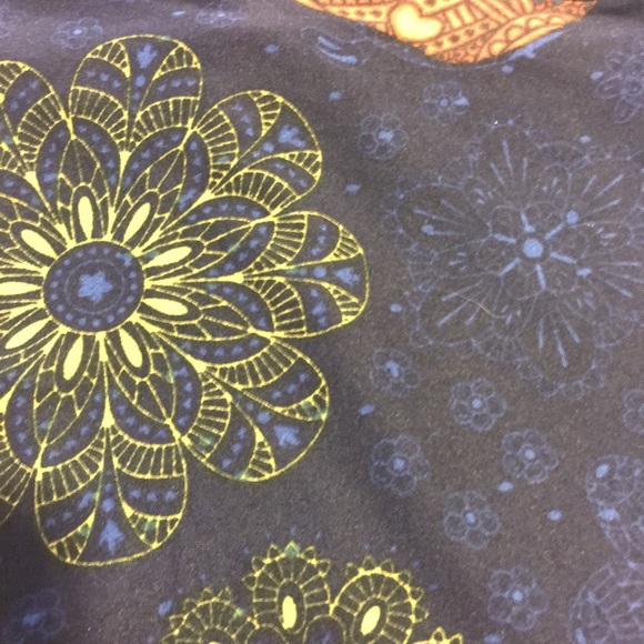 Brand new butterfly leggings - Picture 3 of 4