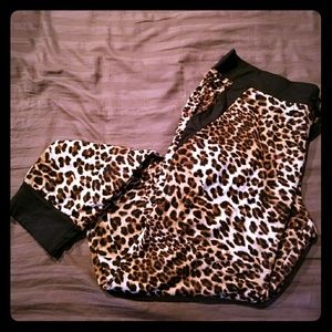 Leopard joggers