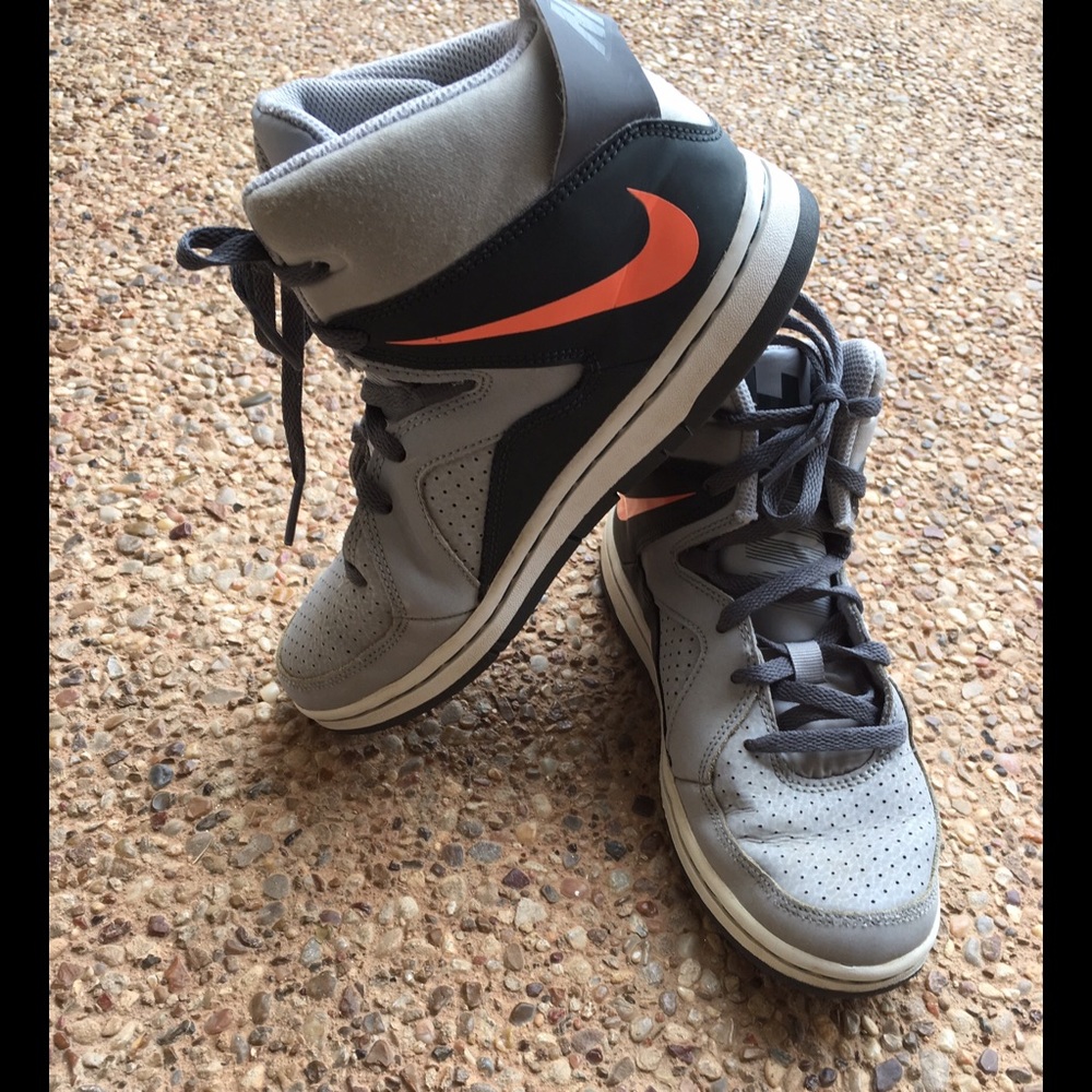 Boys Basketball Shoes