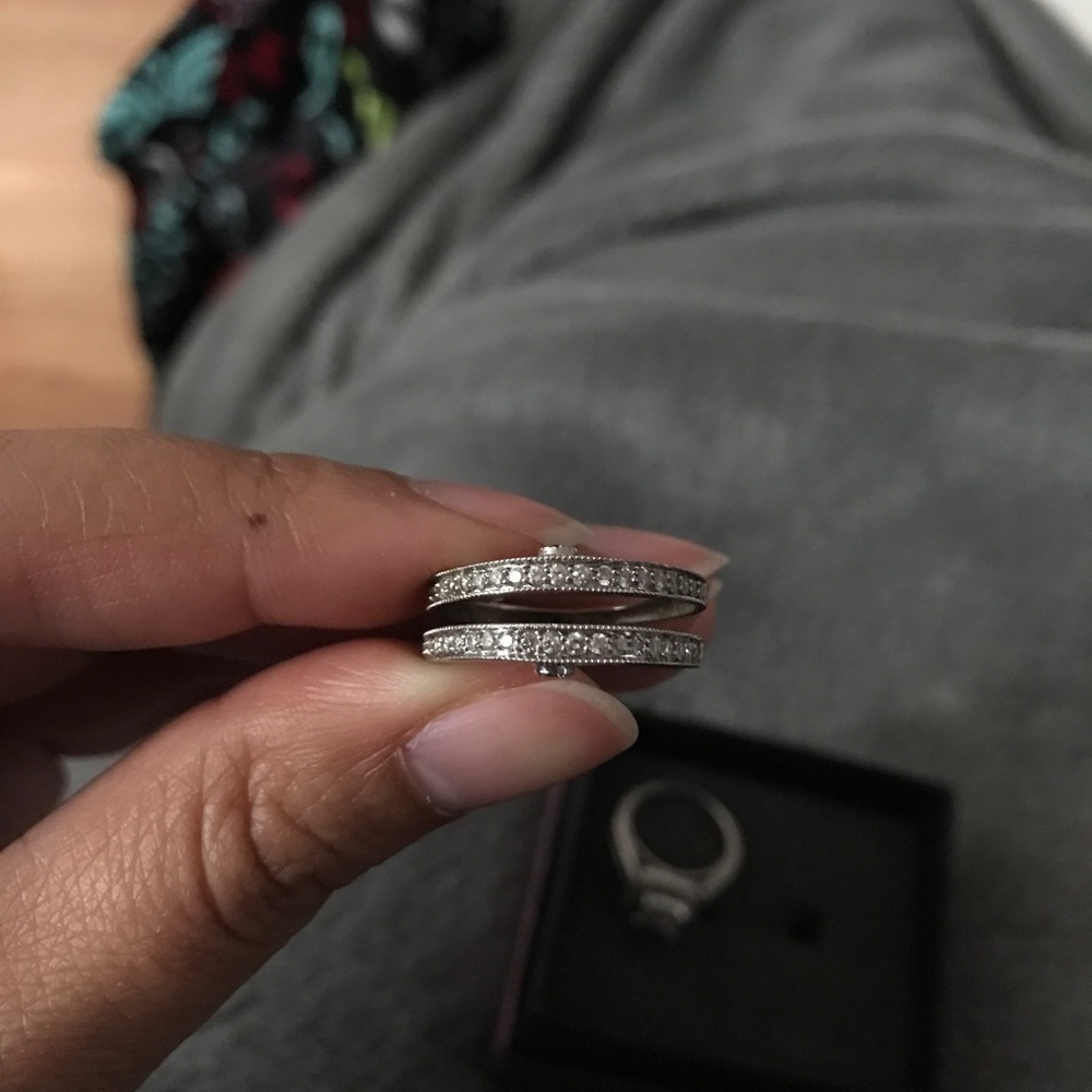 1 1/2 Carat 14k White Gold Ring - Picture 5 of 6