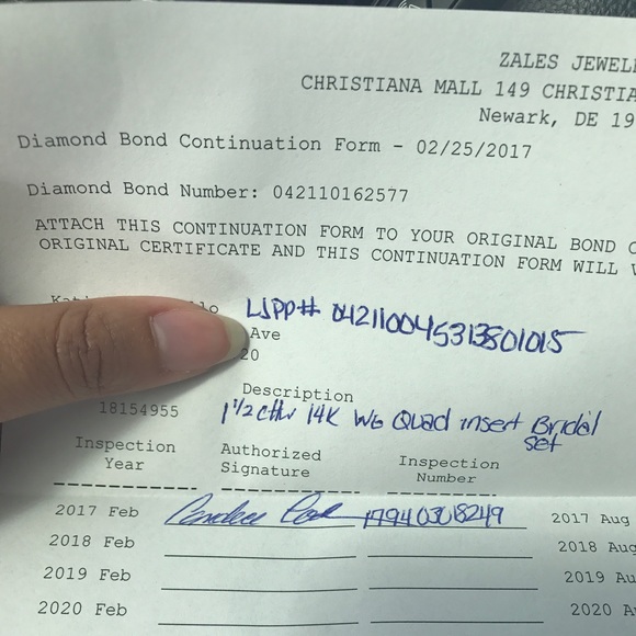 1 1/2 Carat 14k White Gold Ring - Picture 2 of 6