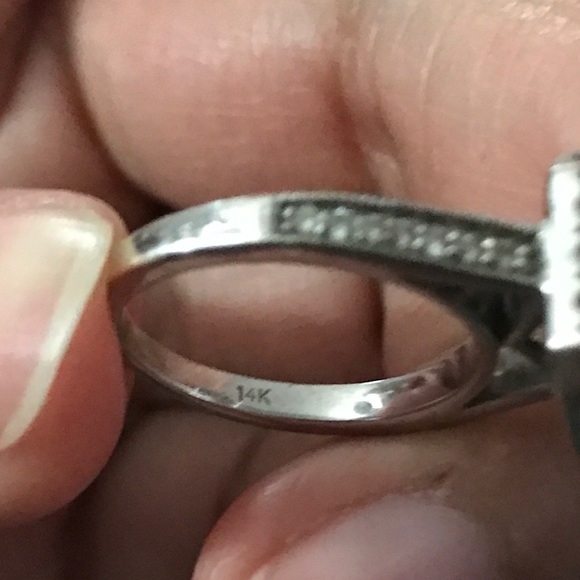 1 1/2 Carat 14k White Gold Ring - Picture 6 of 6