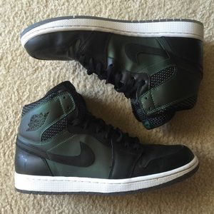 Jordan Retro 1 SB