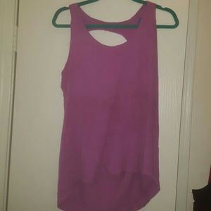 Twisted open back tank workout top