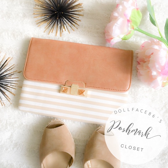 miztique Handbags - NWT Preppy Glam Tan White & Gold Clutch/Crossbody