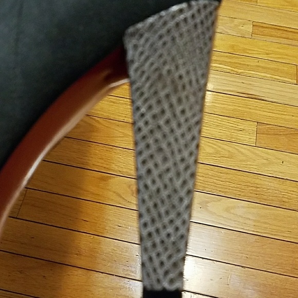 Paris Hilton / Brand new bpots - Picture 6 of 8