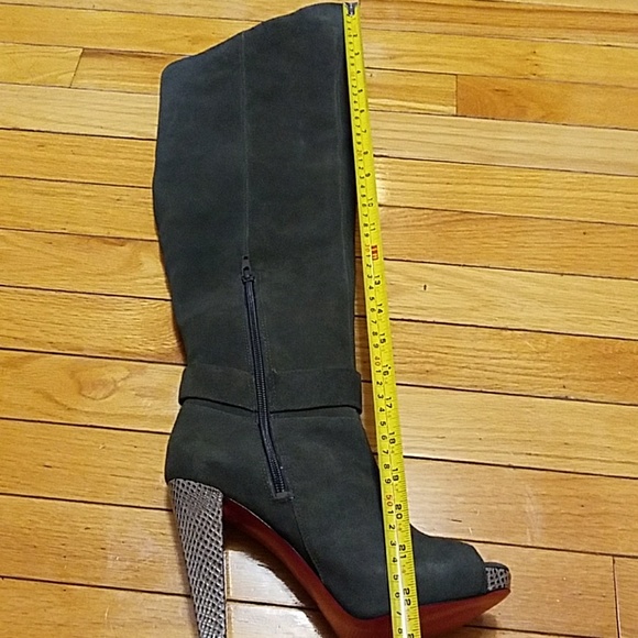 Paris Hilton / Brand new bpots - Picture 8 of 8