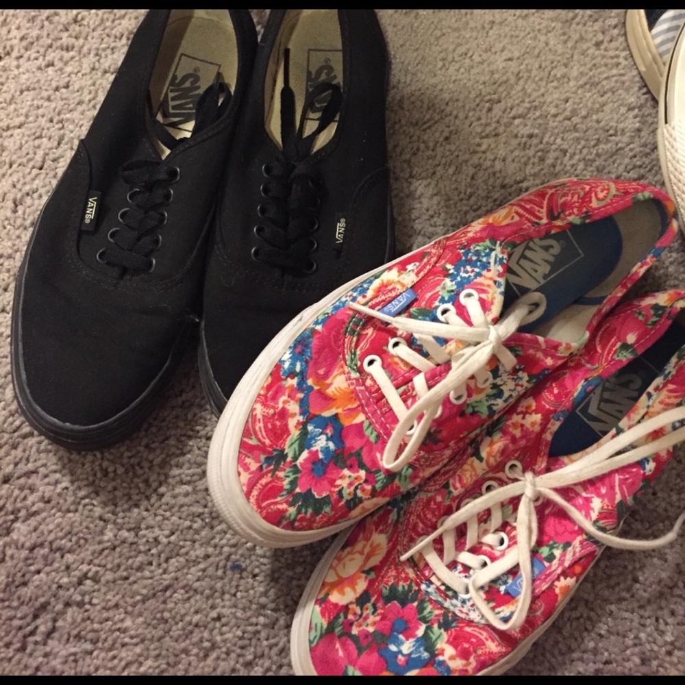 Vans - Picture 1 of 3