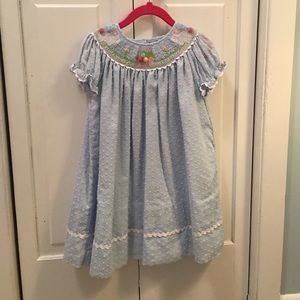 Beautiful smocked Easter dress 🐰🐣💕