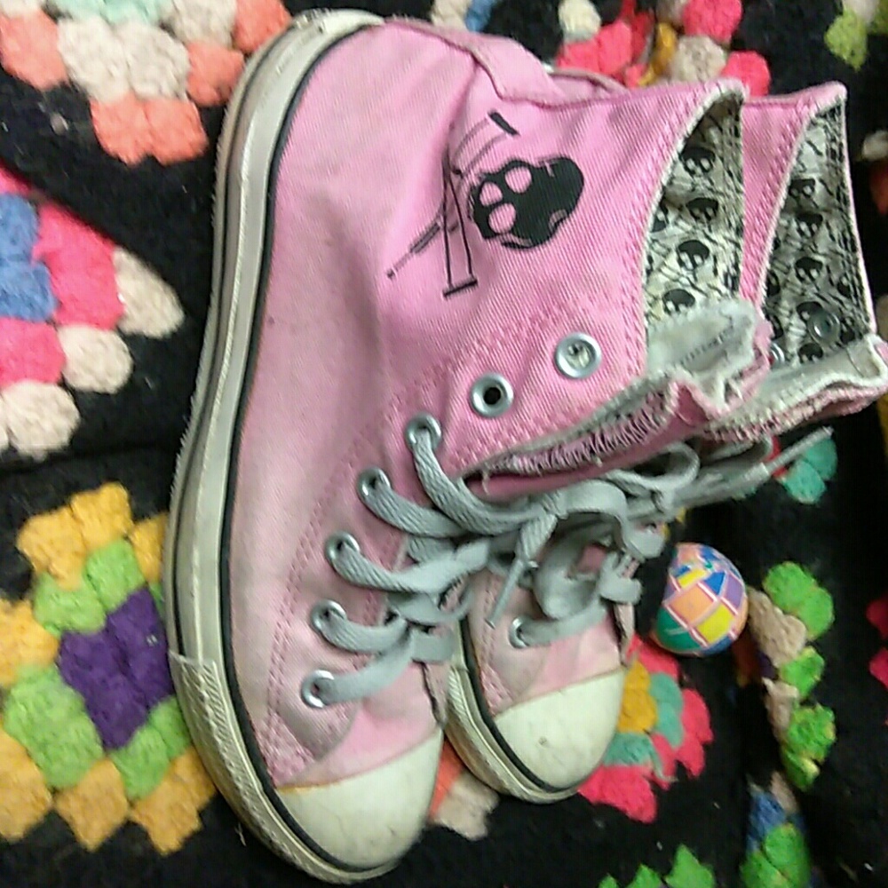 Converse