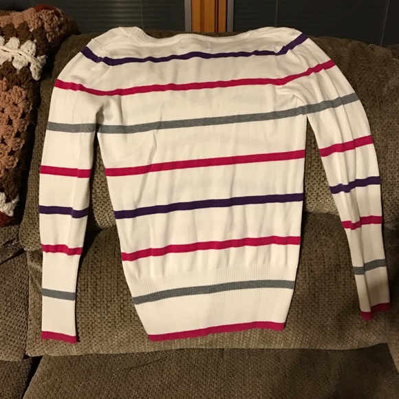 Striped sweater - Picture 3 of 3