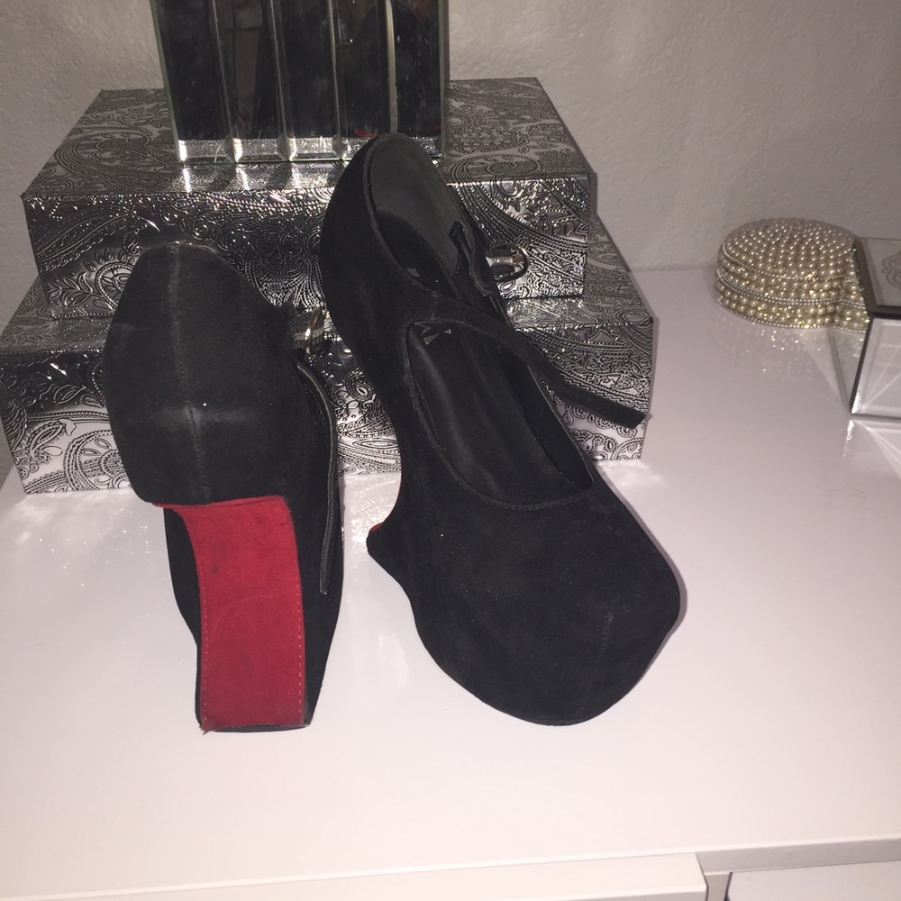 Shoes