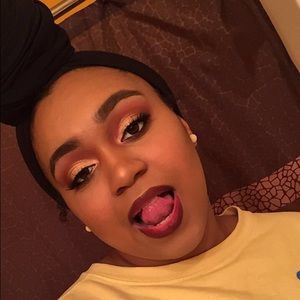 Meet your Posher, Brandi