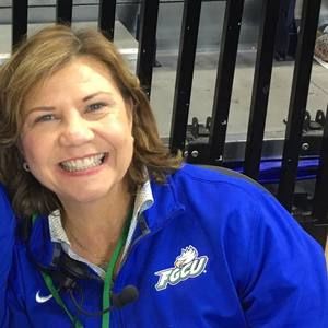 Meet your Posher, Denise