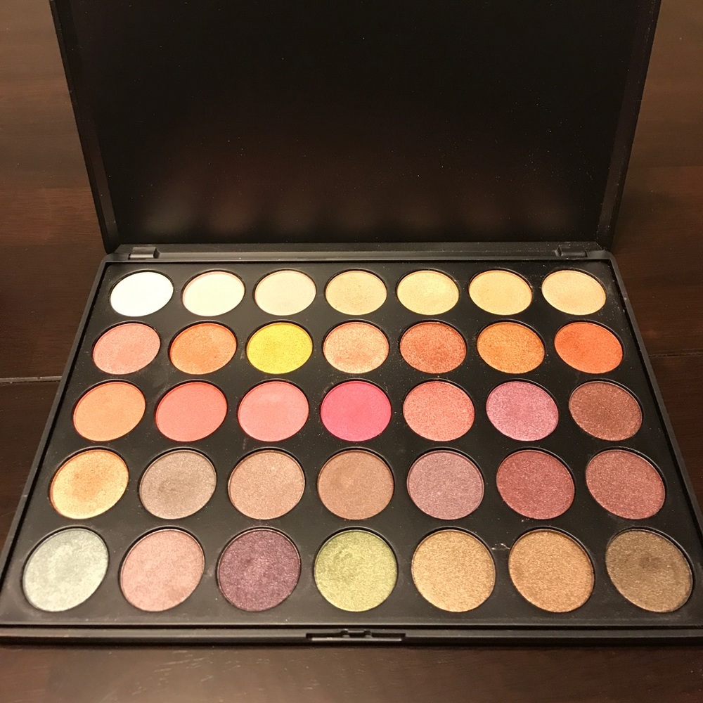 Morphe 35E eyeshadow palette