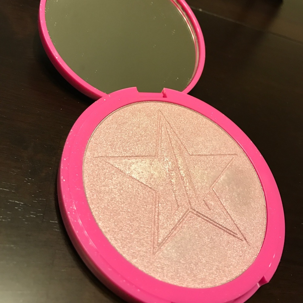 Jeffrey Star 'Princess Cut' skin frost