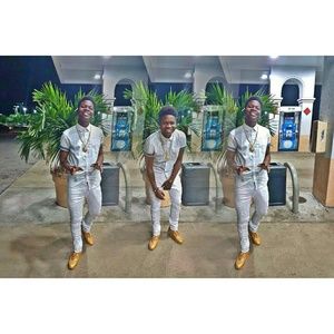 Meet your Posher, Dominick