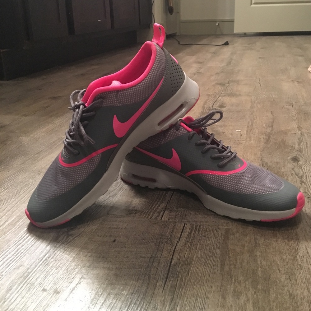 Nike Air Max Thea- SIZE 8.5