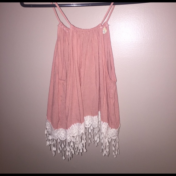 Tops - Flowy shirt :)