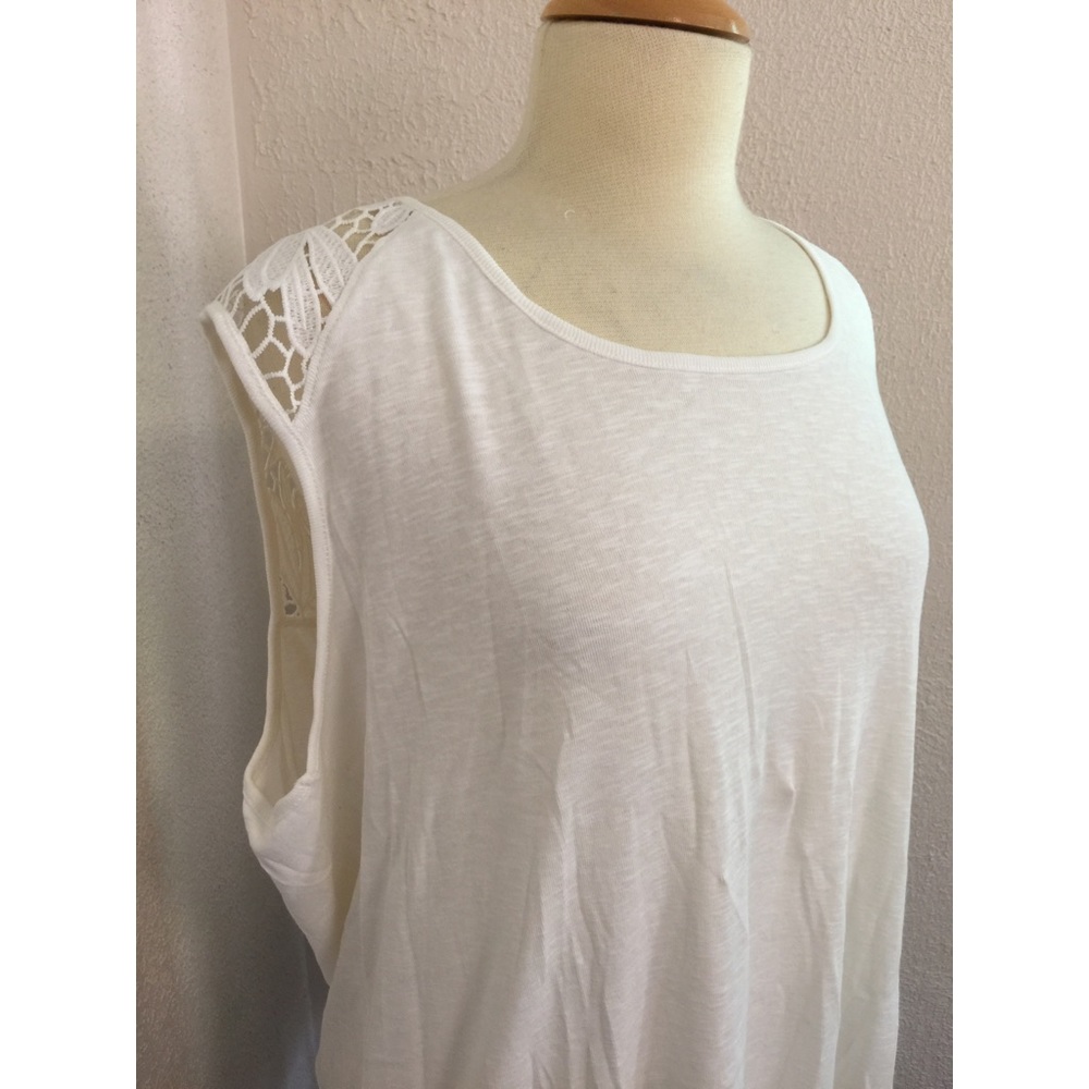 NWT AJ Adrea Jovine White sleeveless Top Size 3X - Picture 2 of 4