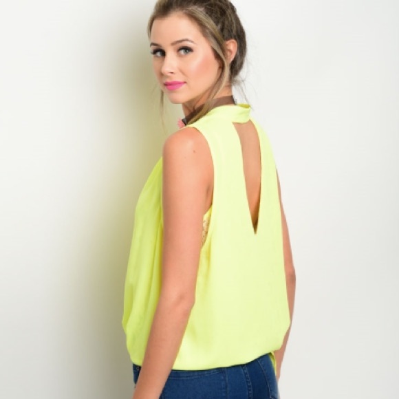 🆑 LAST 2: BLOWOUT Neon Yellow Surplice Blouse - Picture 2 of 4
