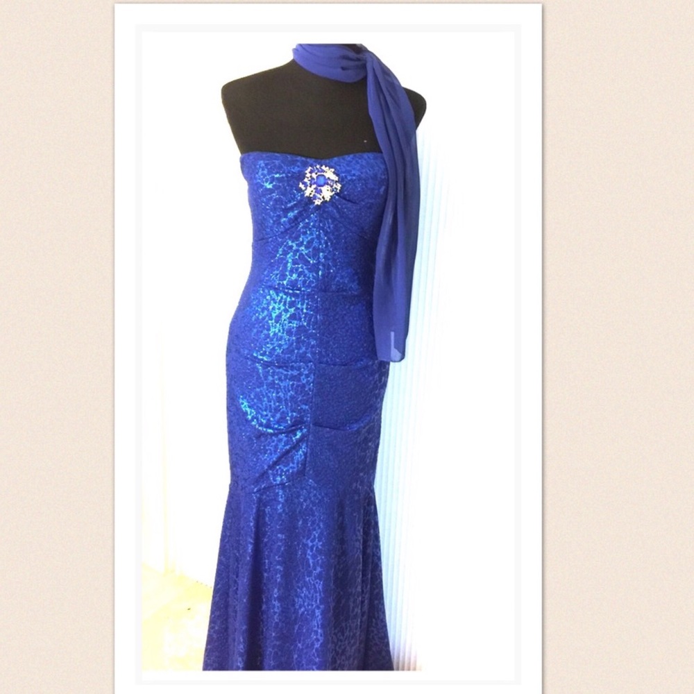 Stunning Emerald Blue Mermaid Strapless