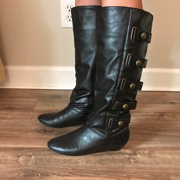 Madden Girl Wedge boots - Picture 2 of 4