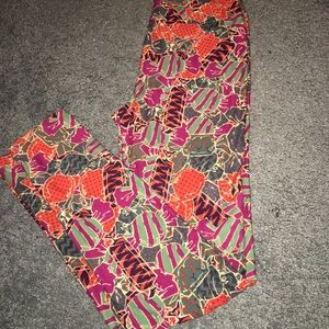 Lularoe OS candy leggings