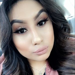 Meet your Posher, Nadia