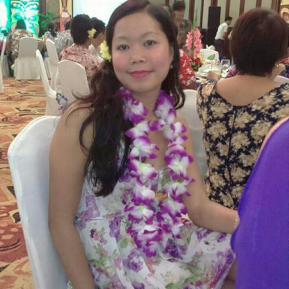 Meet your Posher, Lovely - Picture 4 of 17