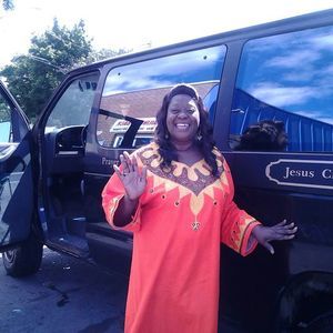 Meet your Posher, Sheila