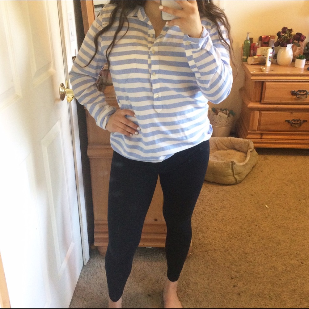 striped half-button 🌿