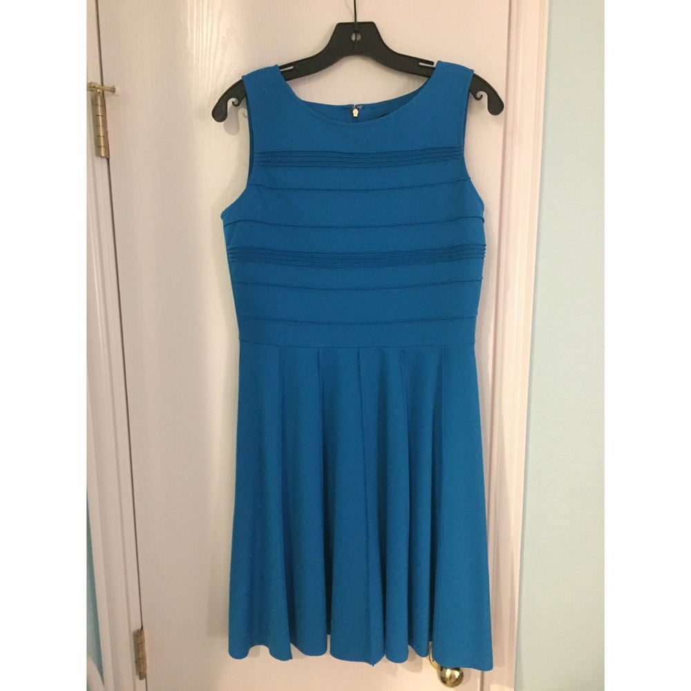 Ivanka Trump Dress 👗 size 8