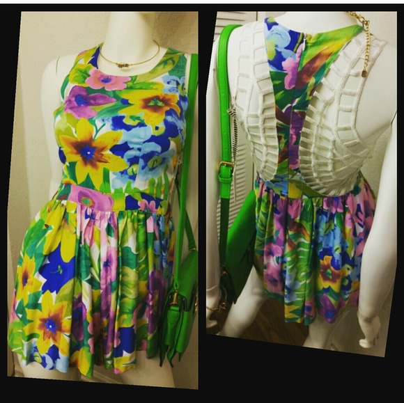 🔴SOLD🔴ANGEL BIBA FLORAL PRINT ROMPER - Picture 2 of 7