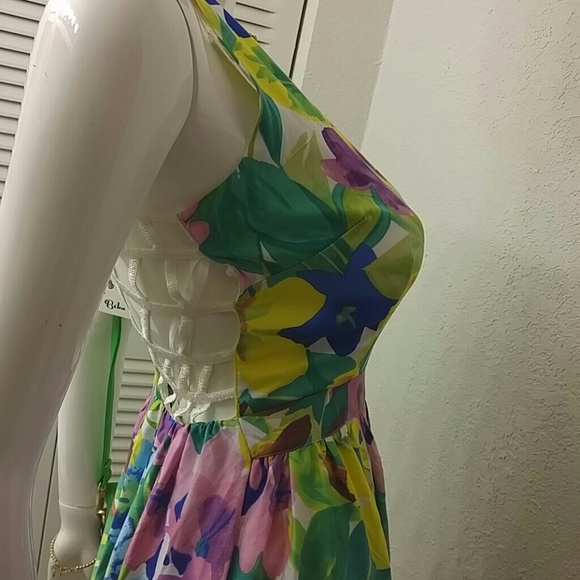 🔴SOLD🔴ANGEL BIBA FLORAL PRINT ROMPER - Picture 5 of 7