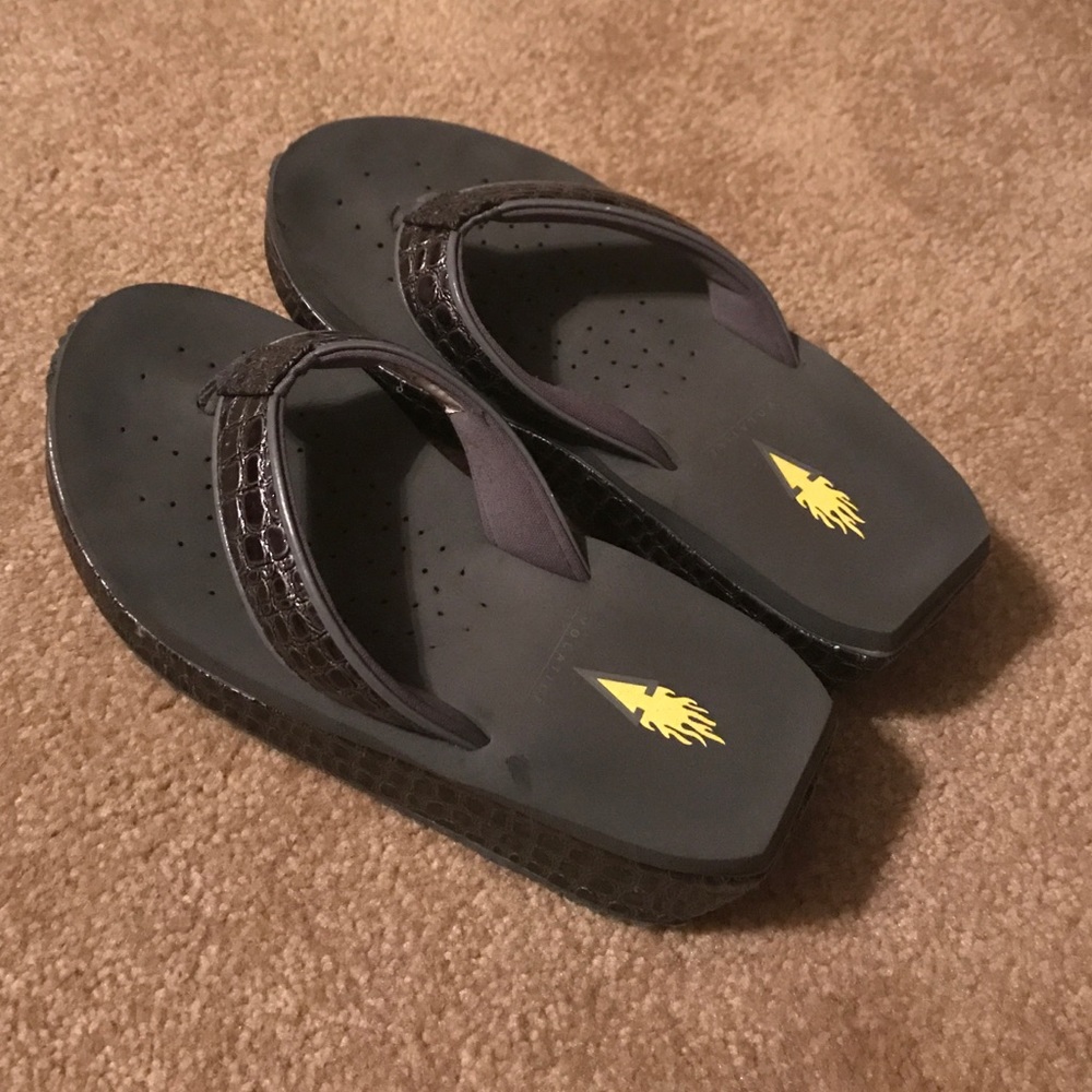 Volatiles shoes