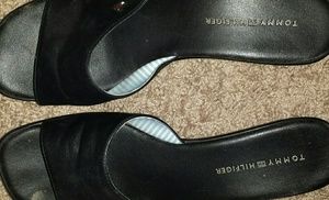 Tommy Hilfiger heeled slides
