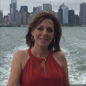 Meet your Posher, Sharon